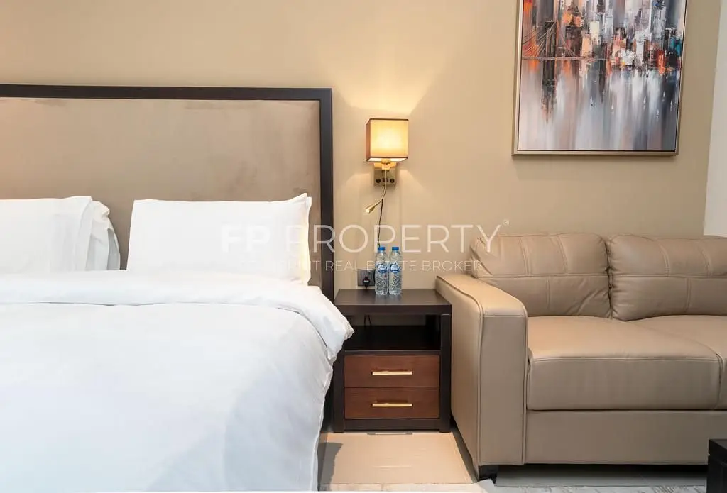 Fully Furnished Studio | Steps from Burj Khalifa | Great Investment