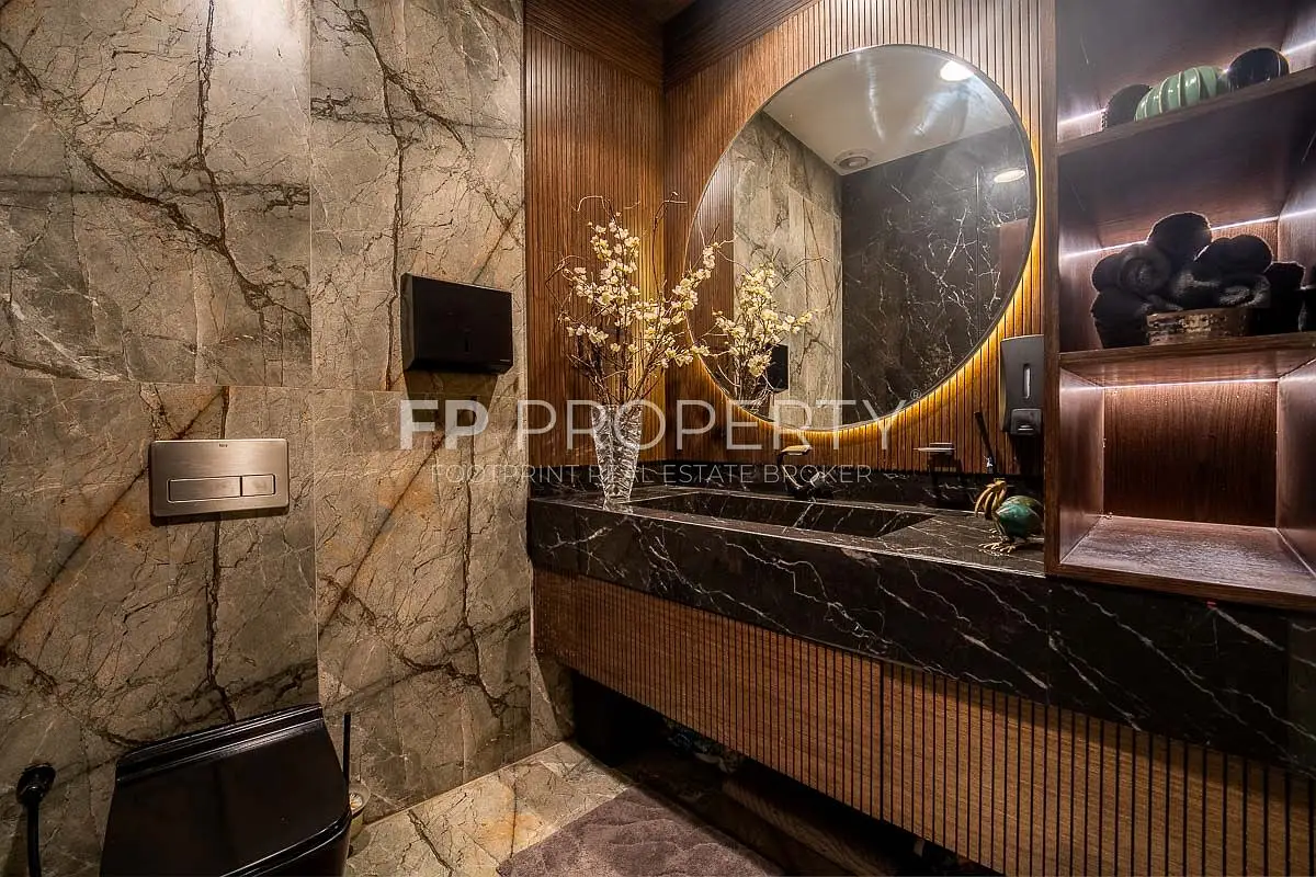Full Burj Khalifa View | Fully Upgraded | High ROI