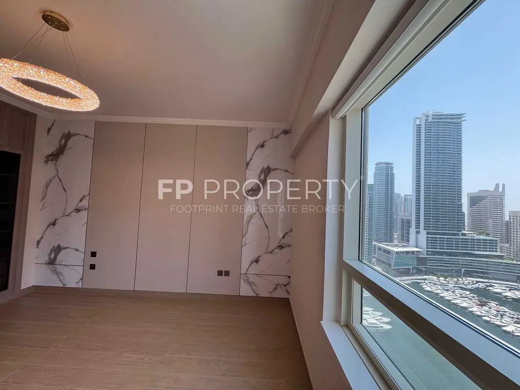 Marina View | Freshly Upgraded | Private Jacuzzi | Chiller Free