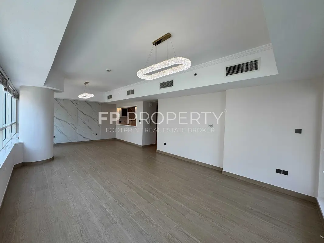 Marina View | Freshly Upgraded | Private Jacuzzi | Chiller Free