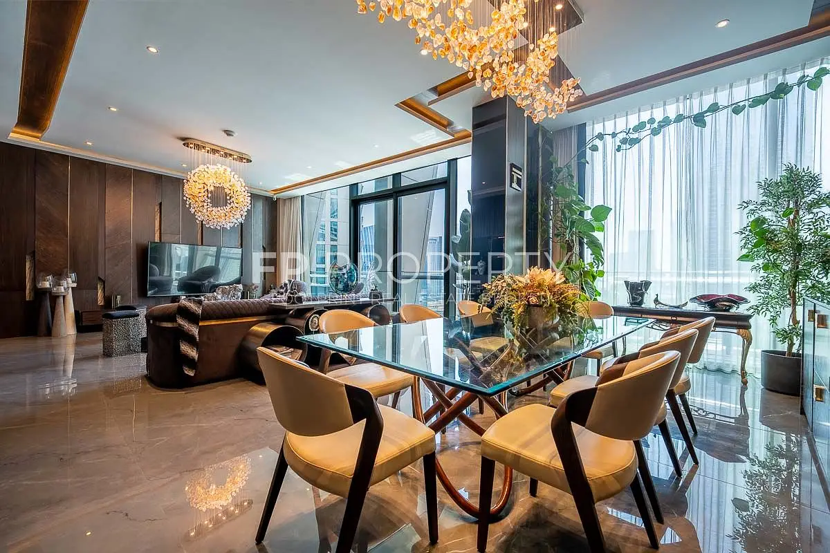Full Burj Khalifa View | Fully Upgraded | Vacant