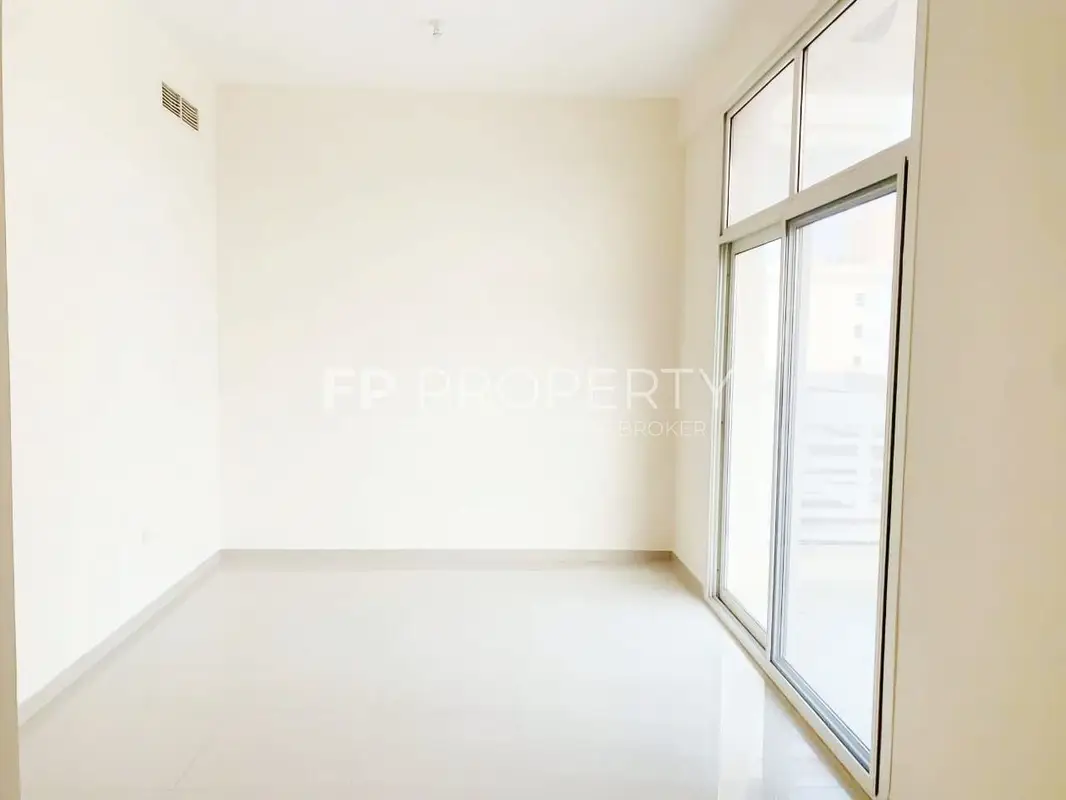 Spacious And Bright 1BHK For Rent In Madison Residences