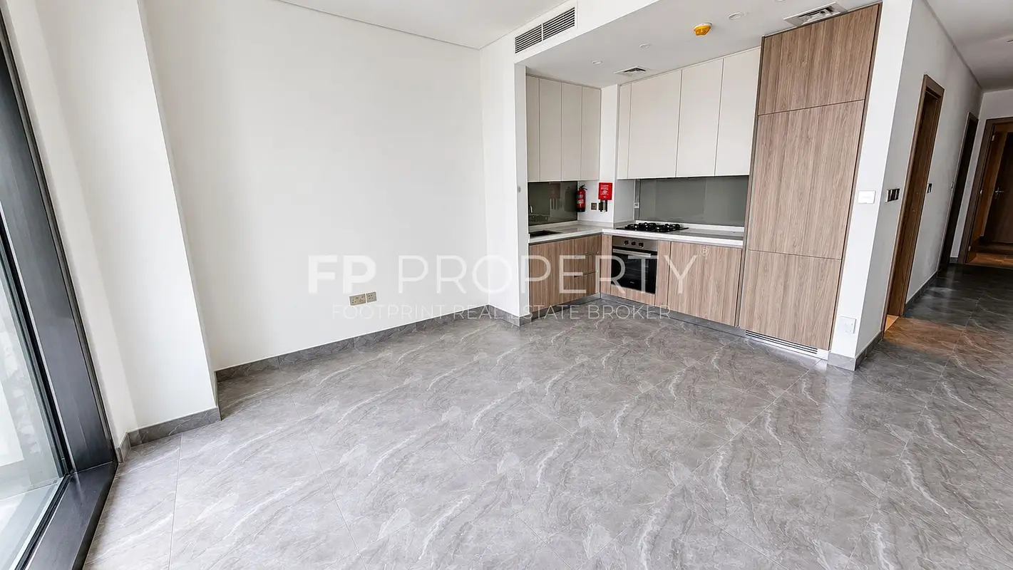 Luxury 1BR | Brand New | High Floor | Near Metro