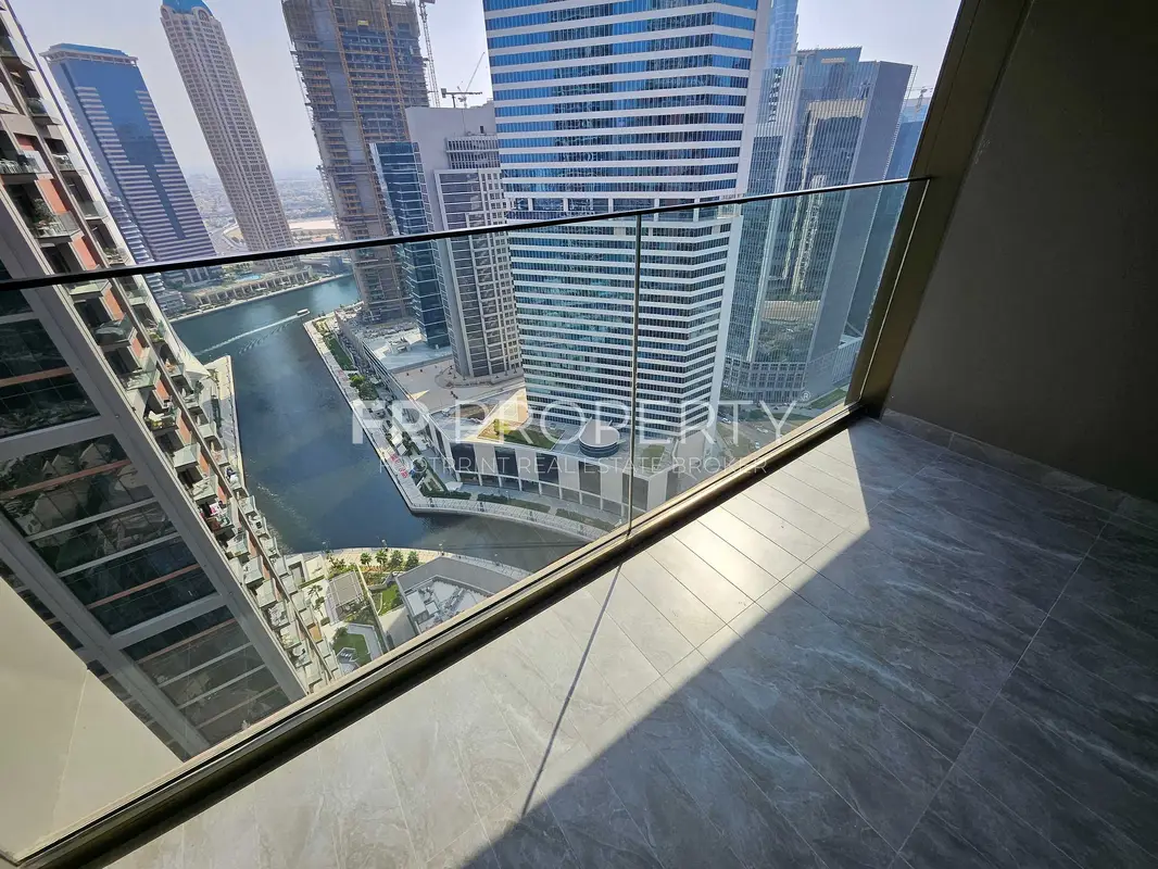 Luxury 1BR | Brand New | High Floor | Near Metro