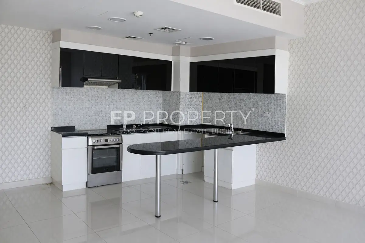 CANAL VIEW | PRIME LOCATION | 2BEDROOM