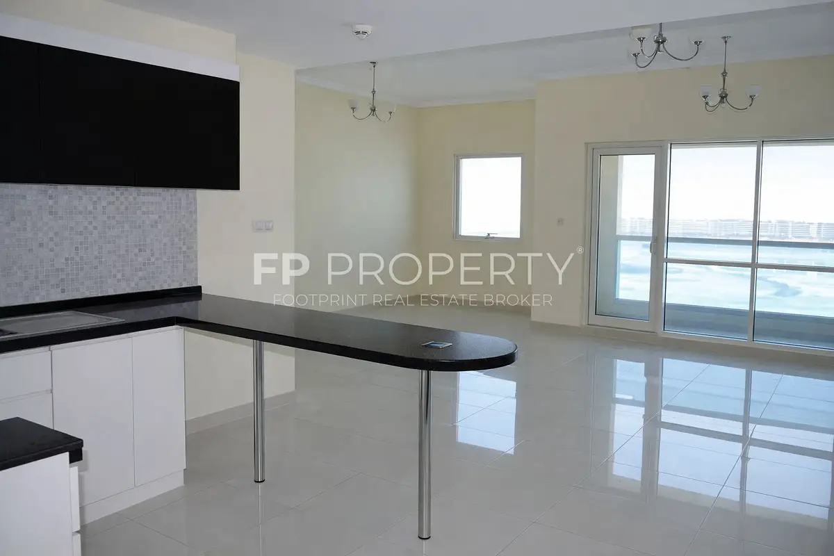 CANAL VIEW | PRIME LOCATION | 2BEDROOM
