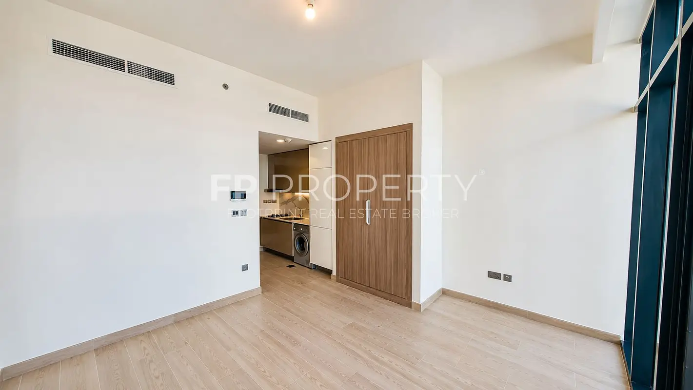 Studio | Ready to Move | Prime Location