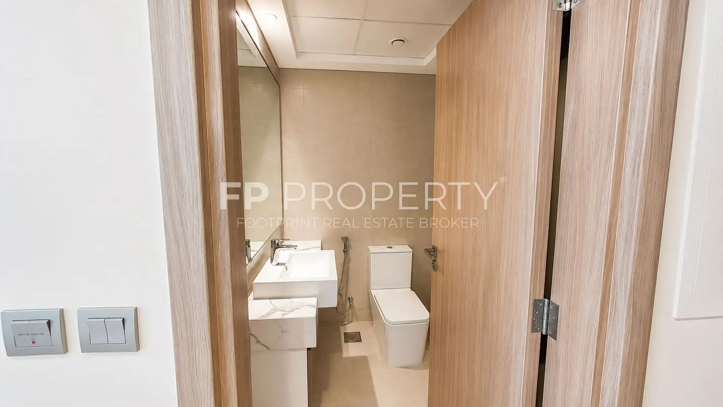 Studio | Ready to Move | Prime Location