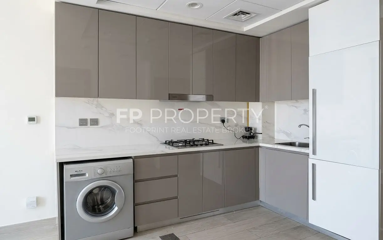 Spacious 1BR Apartment - Kitchen Appliances- Ready