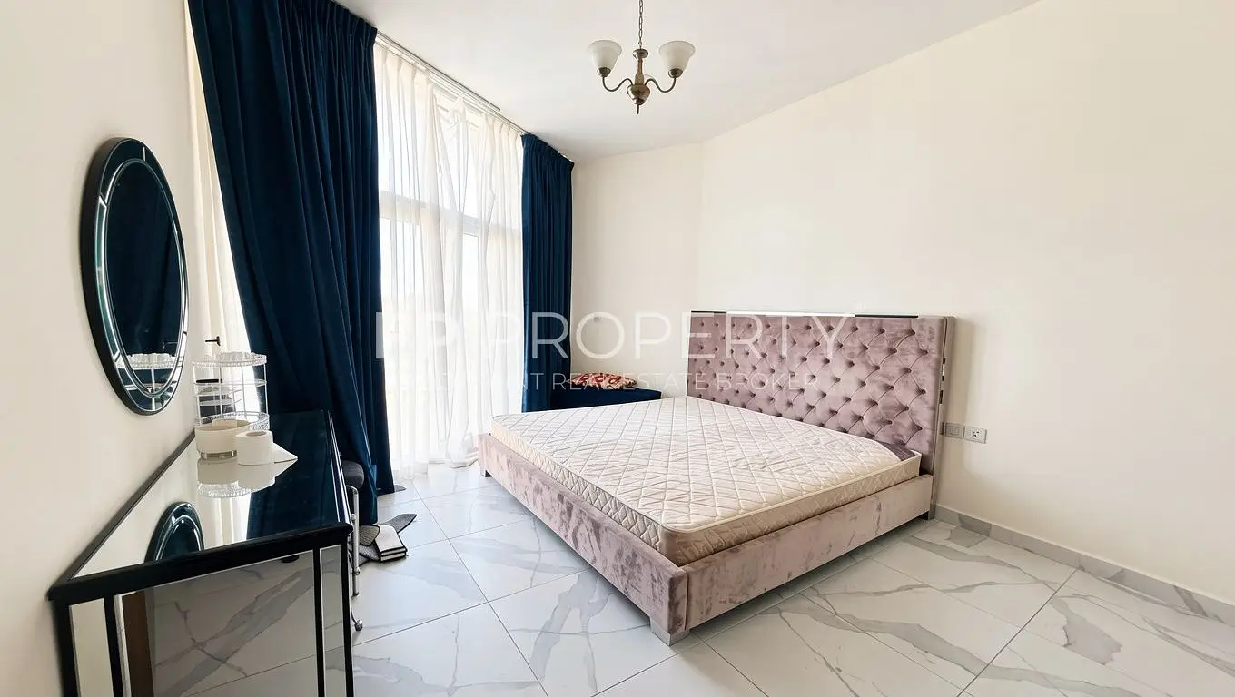Spacious 1BR- Furnished- Burj Khalifa N Canal View