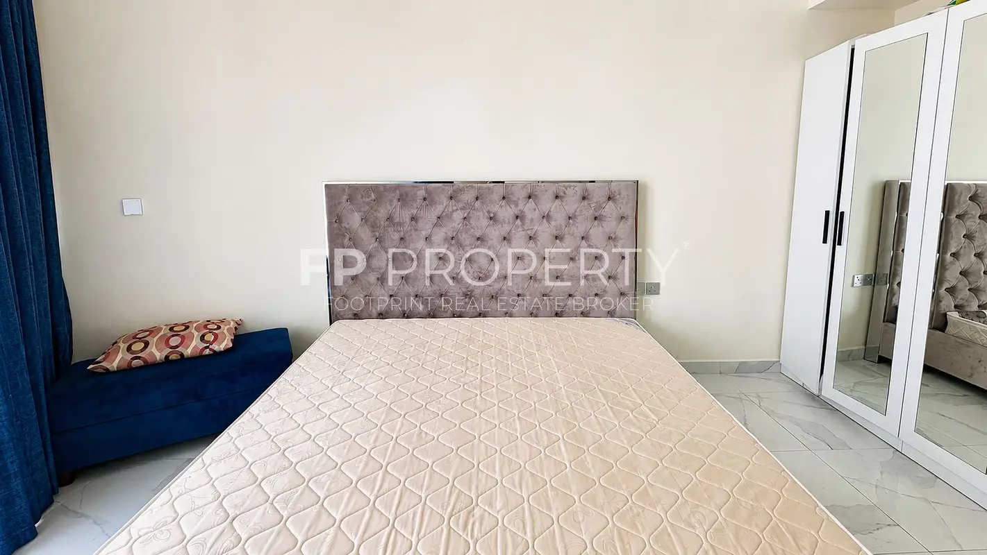 Spacious 1BR- Furnished- Burj Khalifa N Canal View