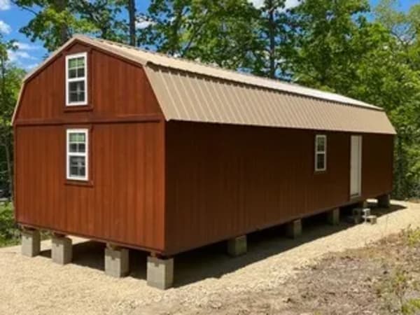 Side Lofted Barn - Red