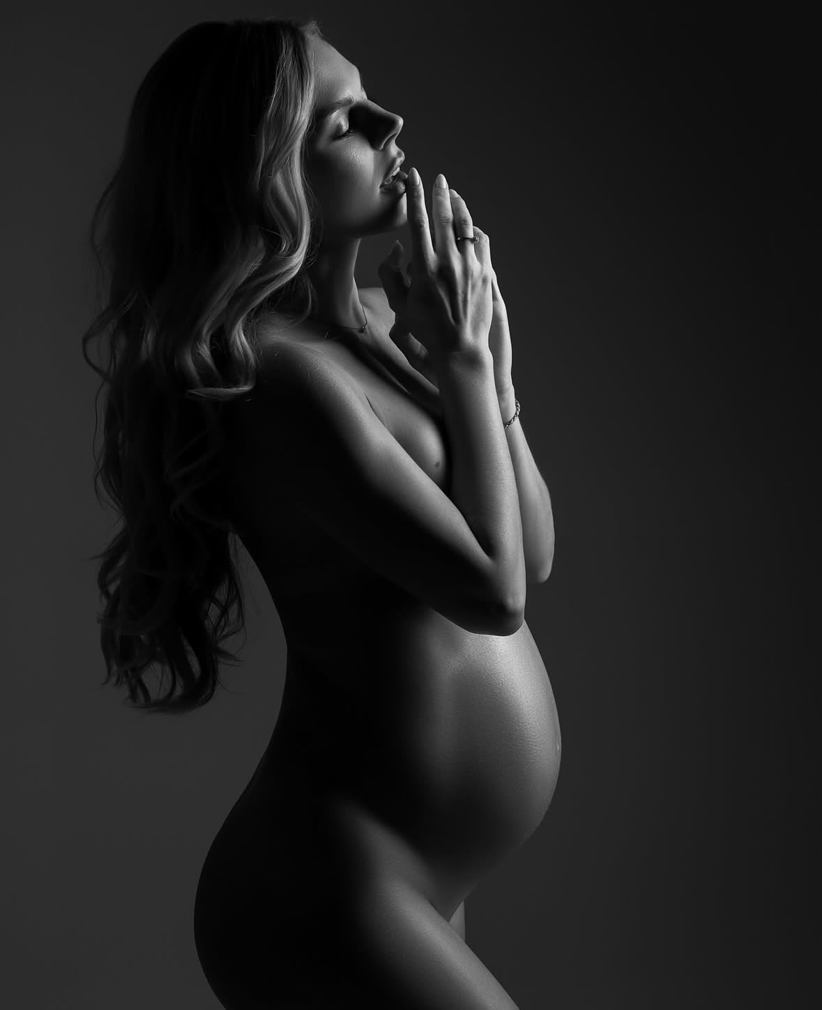 Maternity Portrait 28