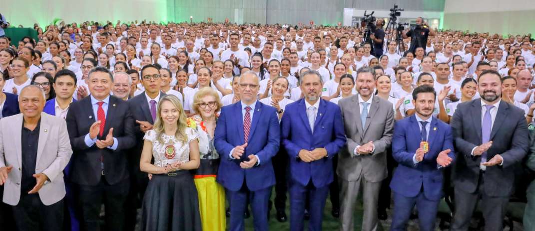 750 novos oficiais investigadores da Polícia Civil do Ceará tomam posse e iniciam curso de formação