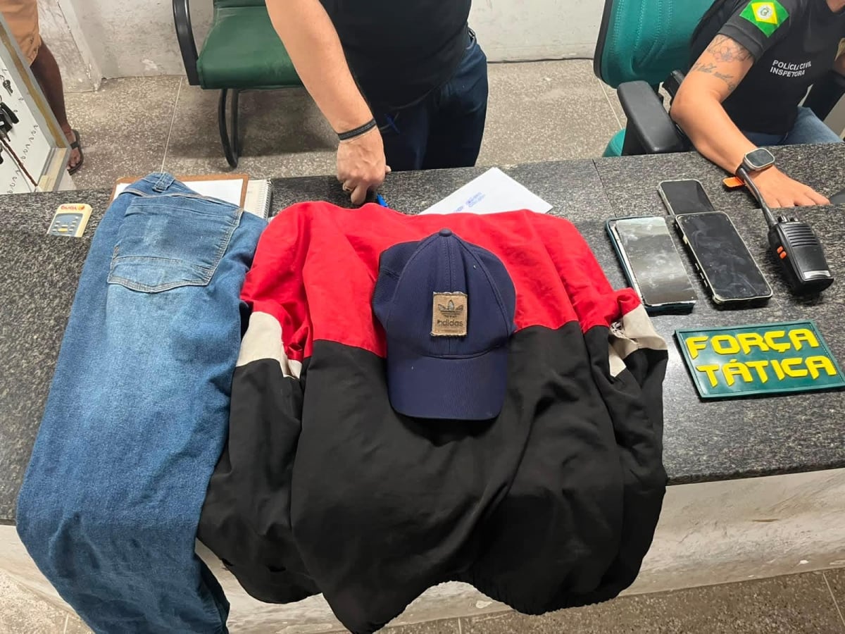 Jovem é preso suspeito de conduzir moto usada em atentado contra o próprio primo em Russas