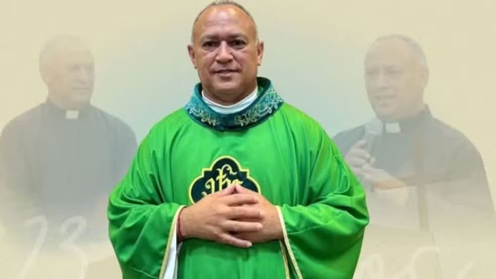 Padre morre após ser atropelado na BR-122, no Sertão Central do Ceará