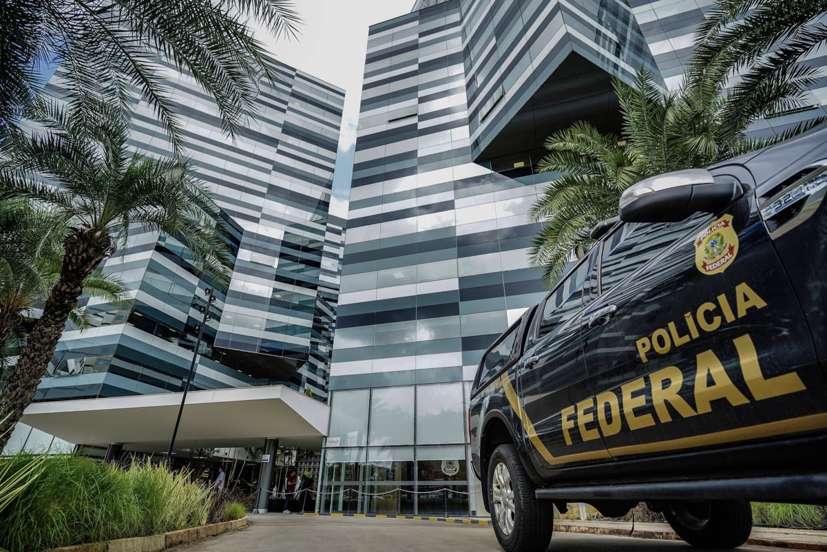 PF mira dirigentes de associações em nova fase de operação sobre descontos ilegais no INSS