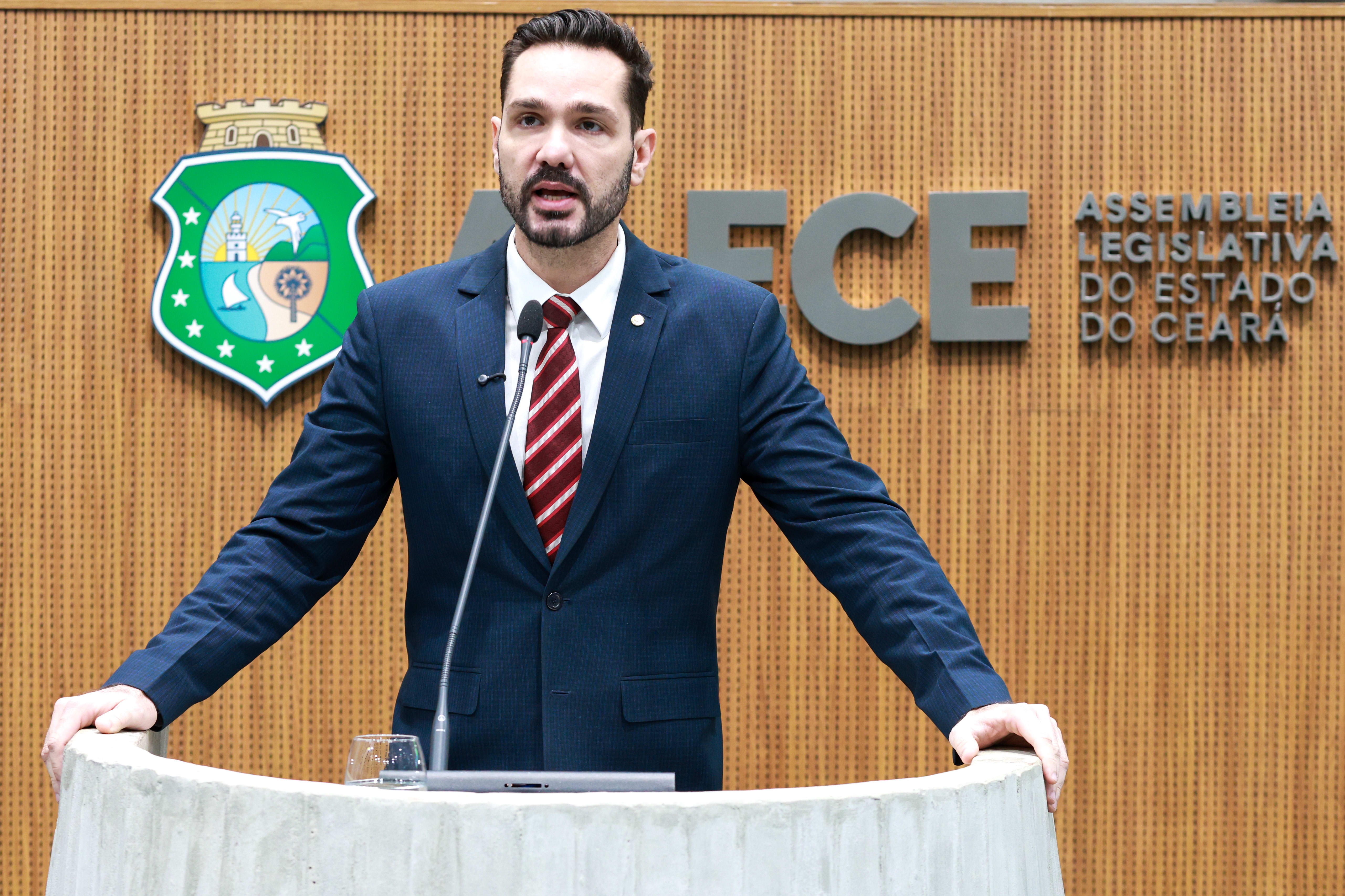 Guilherme Bismarck defende duplicação da CE-253 entre Pacajus e Cascavel