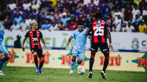 Fortaleza perde para o Vitória no Castelão e precisará de reação fora de casa na final do Nordestão