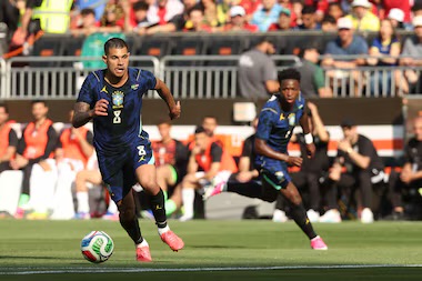 Brasil vence Egito por 2 a 1 e encerra preparação para a Copa do Mundo com vitória