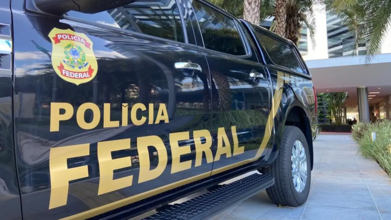PF investiga supostas fraudes em contratos de merenda escolar e cumpre mandados em três cidades do Ceará