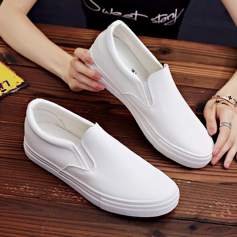Minimalist Everyday Casual Slip-On Sneakers