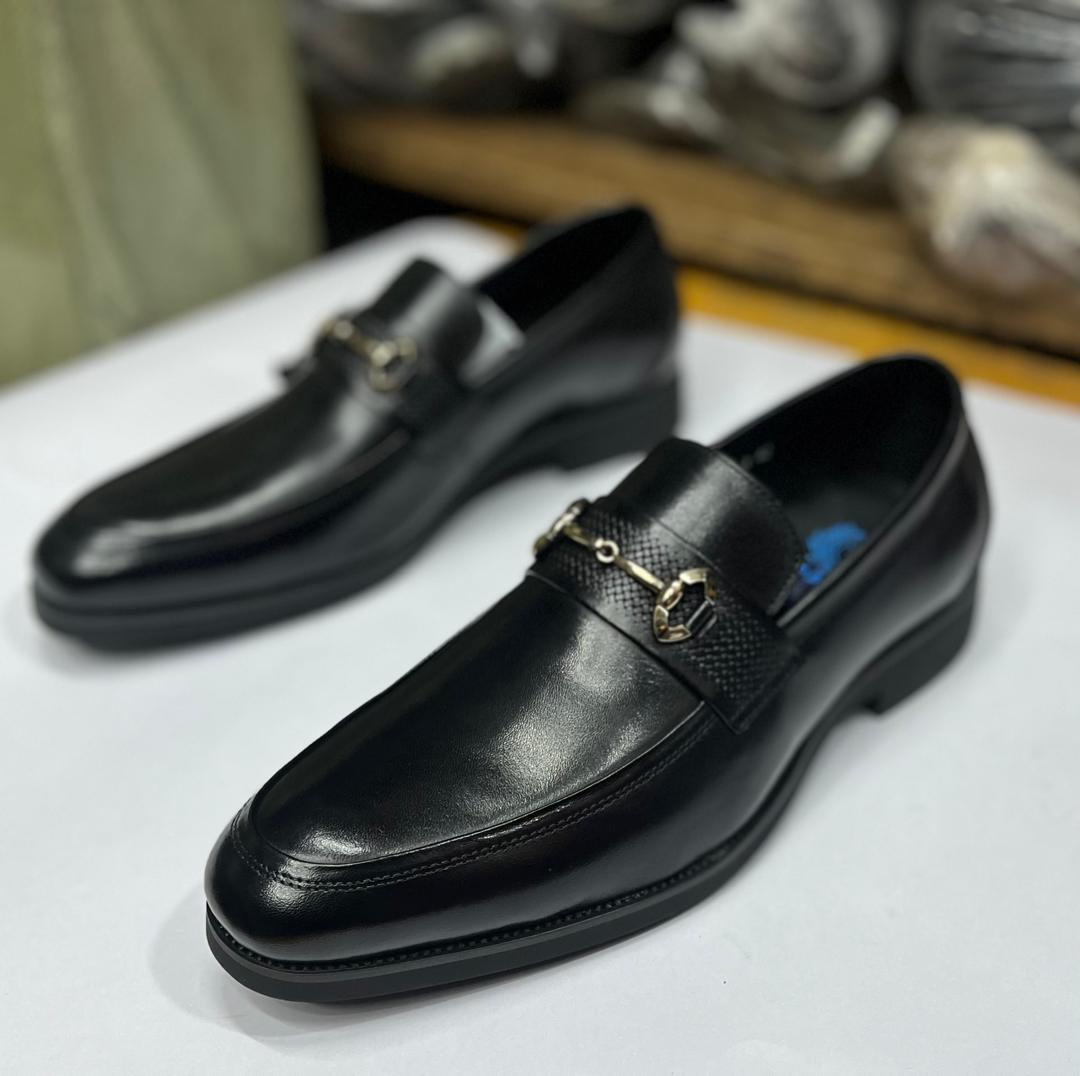 Men's Burnished Leather Cap-Toe Oxford Dress Shoes