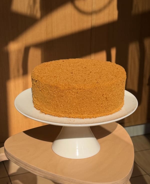 Honey cake