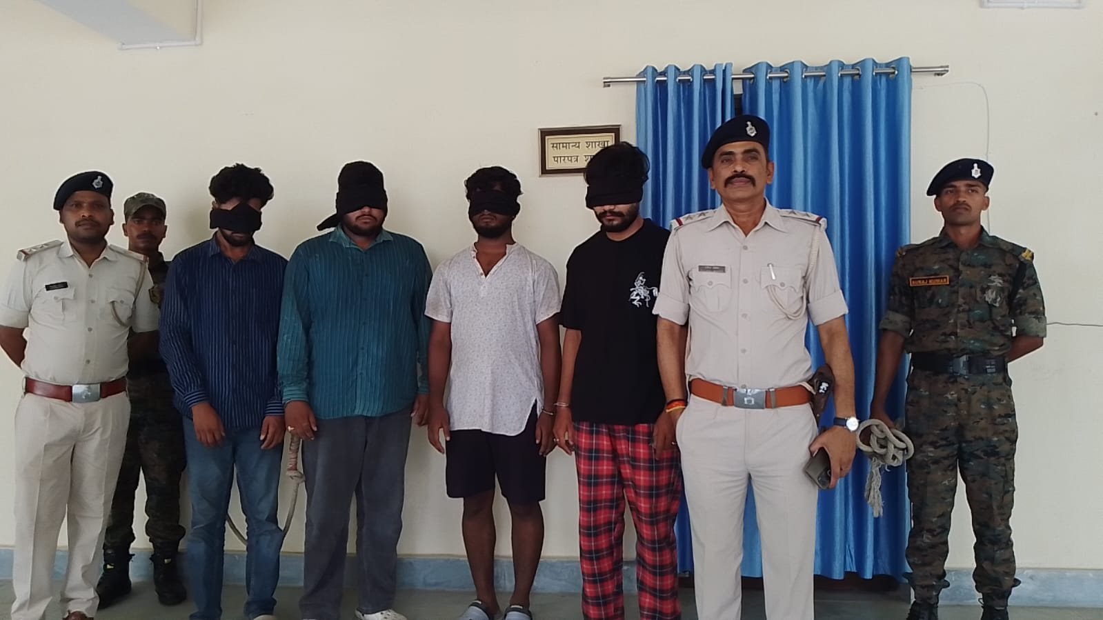 नीट का फर्जी प्रश्नपत्र बेचकर लाखों की ठगी करने वाले साइबर फ़्रॉड गिरोह का  पुलिस ने किया पर्दाफाश