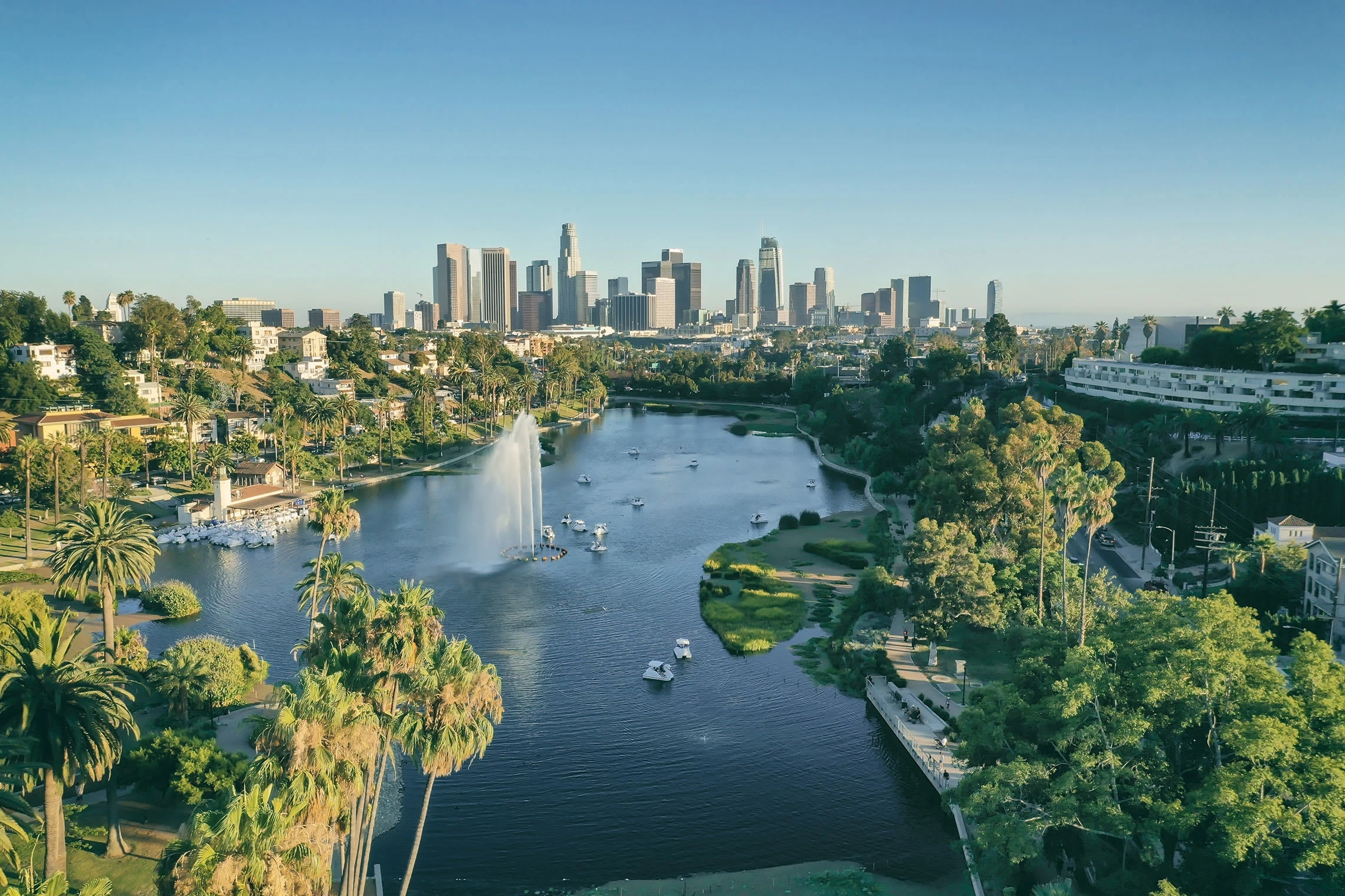 Overview and Top Luxury Hotels in Los Angeles California