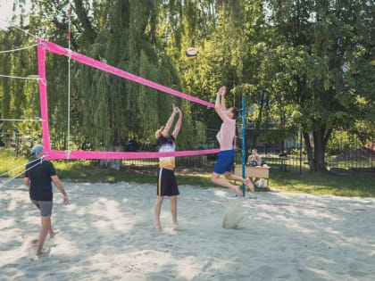 В ЮЗГУ прошел I этап Кубка по пляжному волейболу среди мужчин