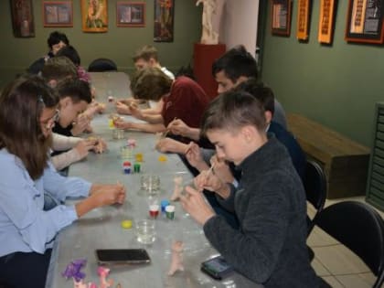 Курские школьники познакомились с профессиями народного промысла