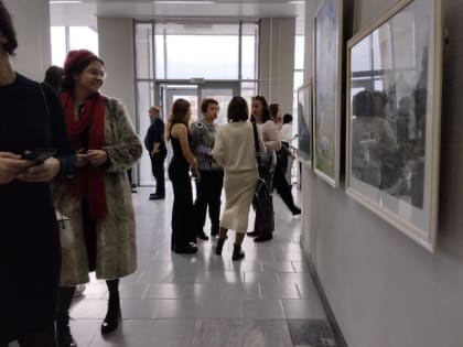 В Курске открылась выставка студентов Железногорского художественного колледжа