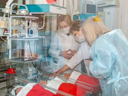 В Курском перинатальном центре родилась первая за два года тройня