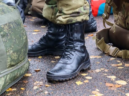 Курян приглашают на учёбу в военно-образовательные организации Минобороны