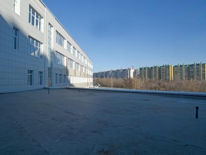 Роман Старовойт посетил курскую гимназию № 63 на проспекте Клыкова