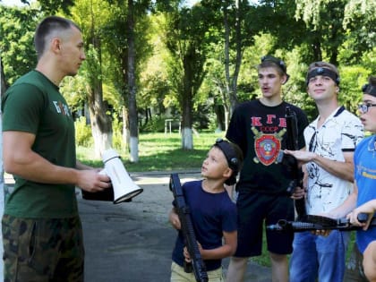 В Железногорске «особые» дети играли в лазертаг