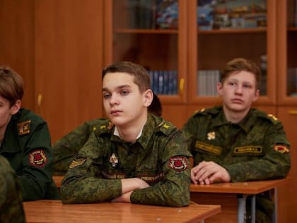 В Курске Центр общественного здоровья и медицинской профилактики в рамках проекта «Здоровье — школе» провел интерактивную лекцию «Вся правда о вейпе».