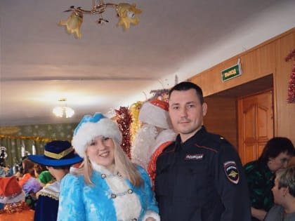 Курчатовские стражи порядка приобщились к Всероссийской акции «Полицейский Дед Мороз»