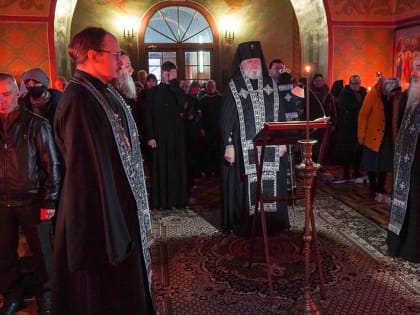 Чтение Великого покаянного канона прп. Андрея Критского в среду первой седмицы Великого Поста