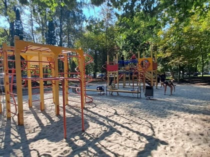 Курск: Городские службы продолжают работу в условиях кризиса