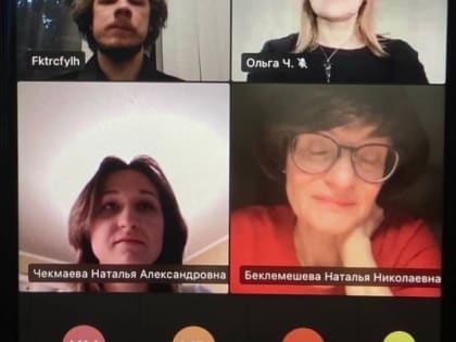 Межвузовские студенческие дебаты: дискуссии по-английски