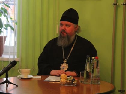 Молиться и помогать