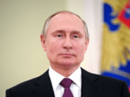 «Унижаться, выпрашивая свои денежки, бессмысленно». Что Путин говорил о бизнесе в обращении к Федеральному собранию