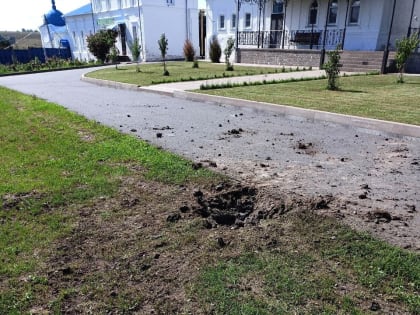 В Курской области на территории монастыря упал дрон-камикадзе