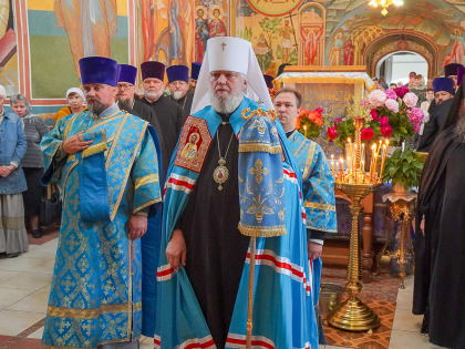В день отдания Пятидесятницы Митрополит Герман посетил Суджанское благочиние