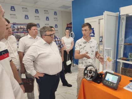 В Штабе общественной поддержки «Единой России» состоялся отчет о работе партийного проекта «Цифровая Россия»