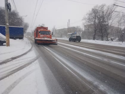 Снег в Курске убирают 58 единиц техники