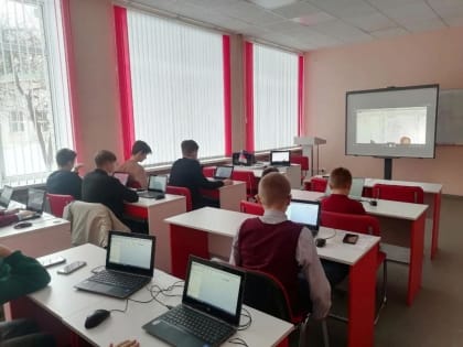 В школе № 1 стартовало обучение по программе дополнительного образования «3D-моделирование»