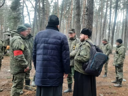 Военный священник Курской области: «Духовенство должно быть со своей паствой даже на поле боя»